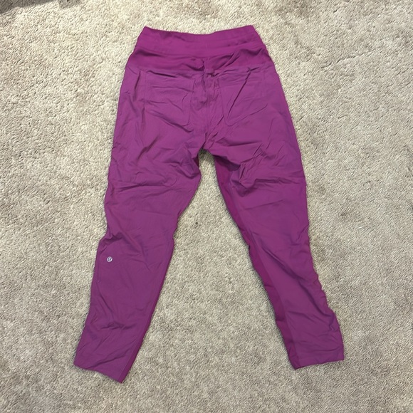 Lululemon Capri studio pants - Picture 2 of 5